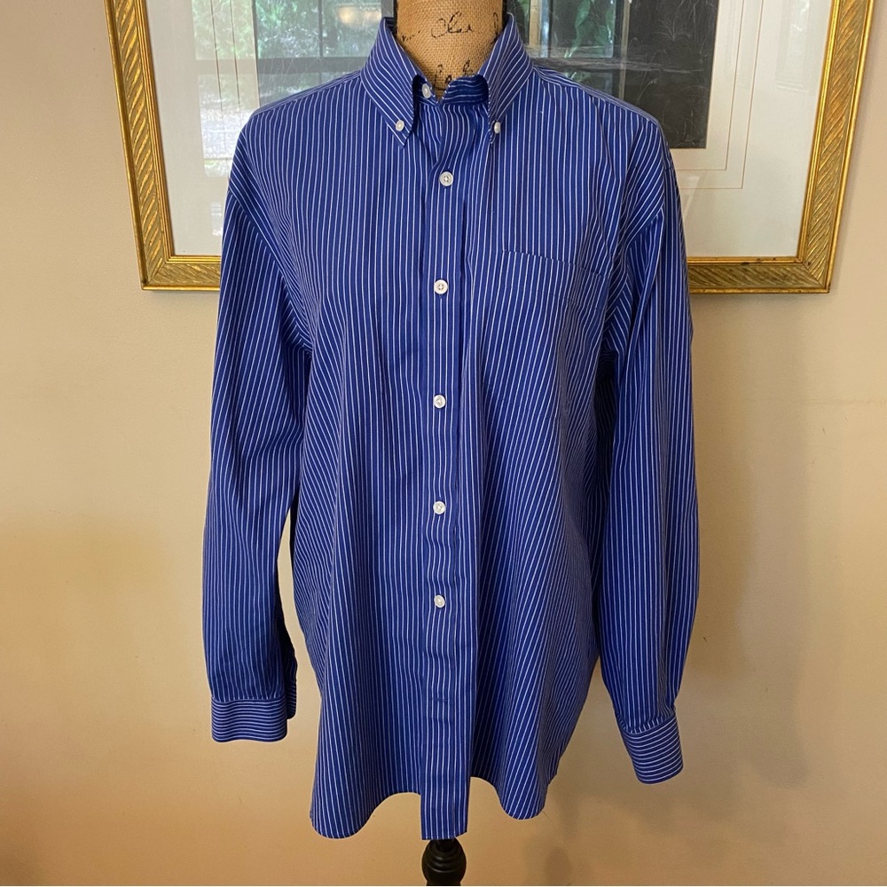 Cutter & Buck Men's Large Blue & White Striped Long Sleeve Button Down Shirt